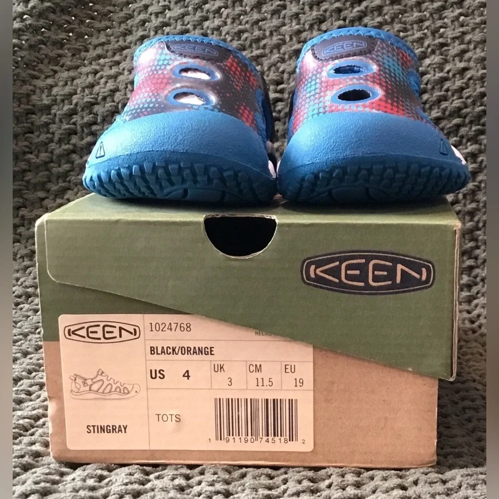 NWT KEEN Toddler’s Stingray Blue/Orange Quick Dry, Rubber, Water Shoes; Size 4